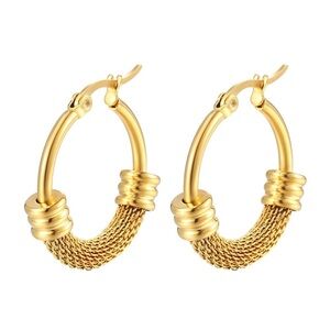 Elegant Gold Hoop Earrings